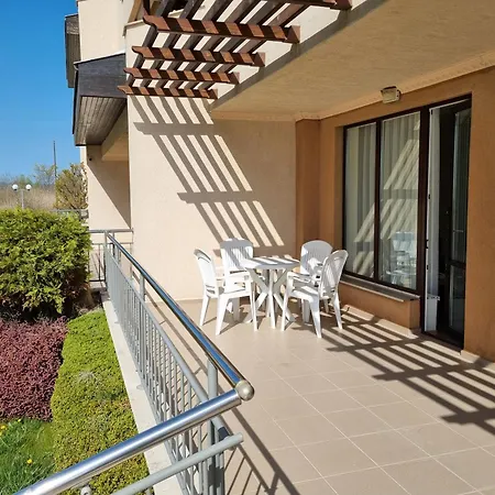 公寓式酒店 - With A Large Terrace And Direct Access To The Sea 奥布佐尔