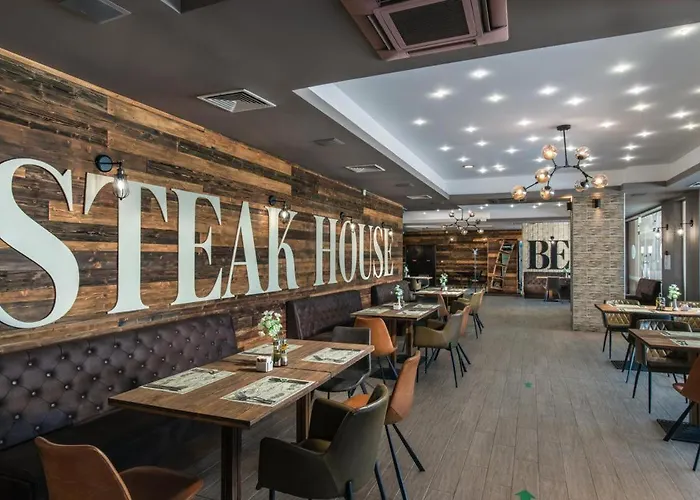 - With A Large Terrace And Direct Access To The Sea Apartahotel *