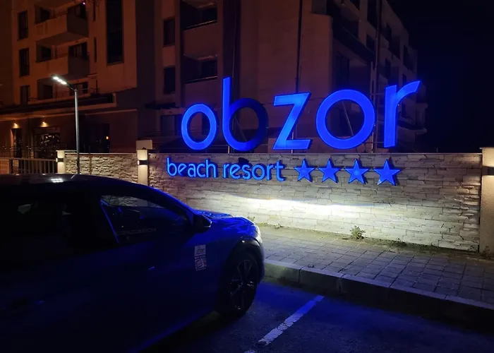 - With A Large Terrace And Direct Access To The Sea Apartahotel *