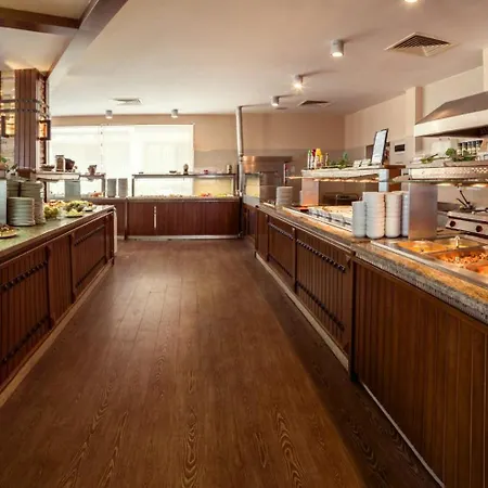 Aparthotel - With A Large Terrace And Direct Access To The Sea